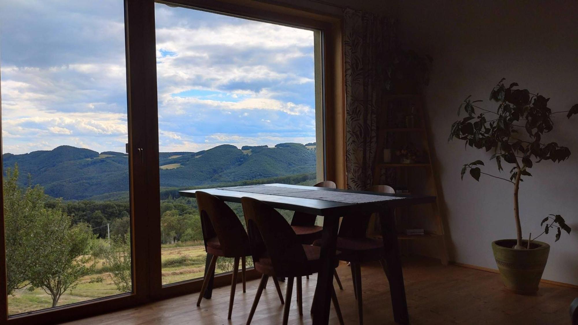 Nature Homestay Тренчин Экстерьер фото